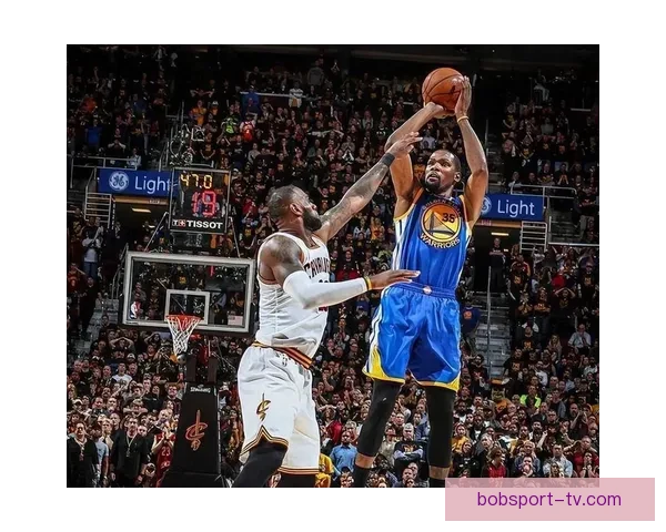 里弗斯盛赞库里改变篮球格局杜兰特与詹姆斯仍牢牢掌控联盟版图整体 里弗斯盛赞库里改变篮球格局杜兰特与詹姆斯仍牢牢掌控联盟版图整体